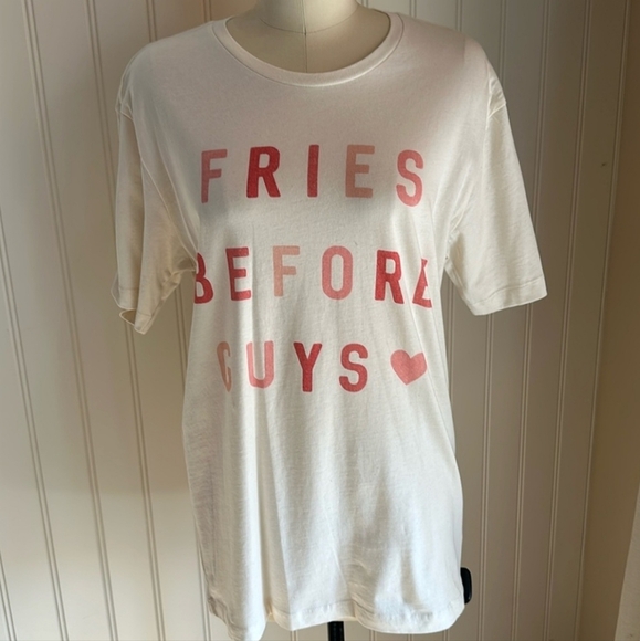 Fries Before Guys T Shirt New Size Large - Picture 1 of 3